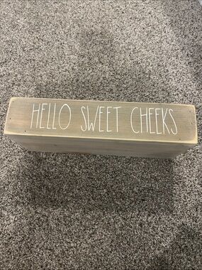 Wooden Tray "Hello Sweet Cheeks" - Neutral Beige For Bathroom